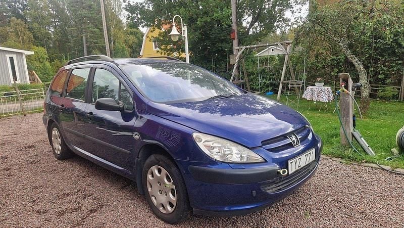 Blå Begagnad 2003 Peugeot 307 Kombi | 6 500 kr (Superpris) - Bild 1/4