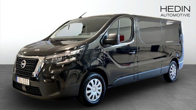 Svart (black) Ny 2024 Nissan Primastar N-Connecta Minibuss | 399 000 kr - Bild 1/4