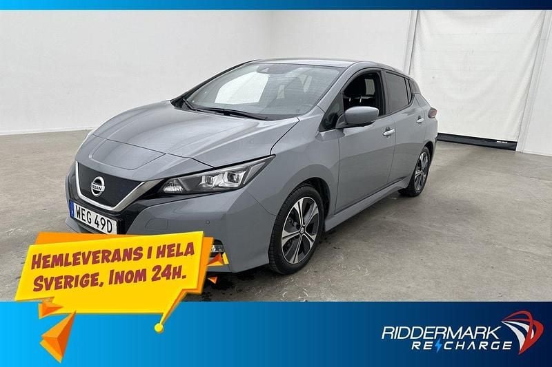 Ljusgrå Begagnad 2021 Nissan Leaf 360º Halvkombi | 174 800 kr (Marknadspris) - Bild 1/3