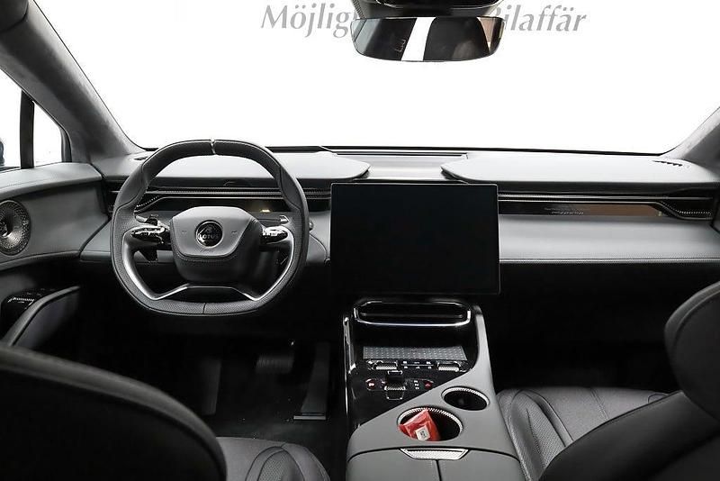 Ny Lotus Eletre 330 kW (450 HK) 2026 Akoya white SUV