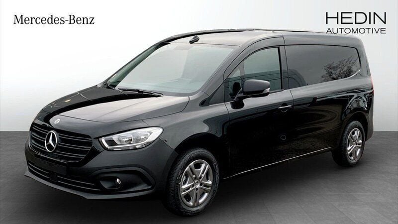 Svart (black) Ny 2025 Mercedes Citan 110 Edition Van | 348 625 kr - Bild 1/4