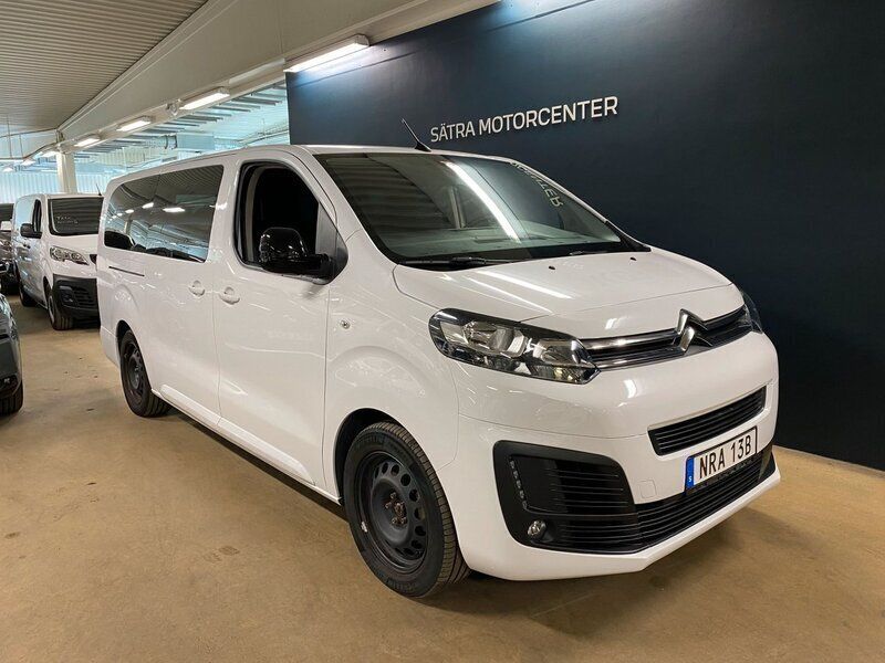 Vit Begagnad 2022 Citroën e-Spacetourer Feel Van | 519 900 kr - Bild 1/2