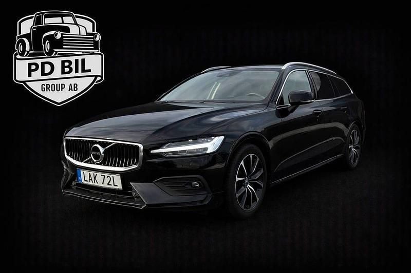 Svart Begagnad 2020 Volvo V60 Momentum Kombi | 139 900 kr (Marknadspris) - Bild 1/4