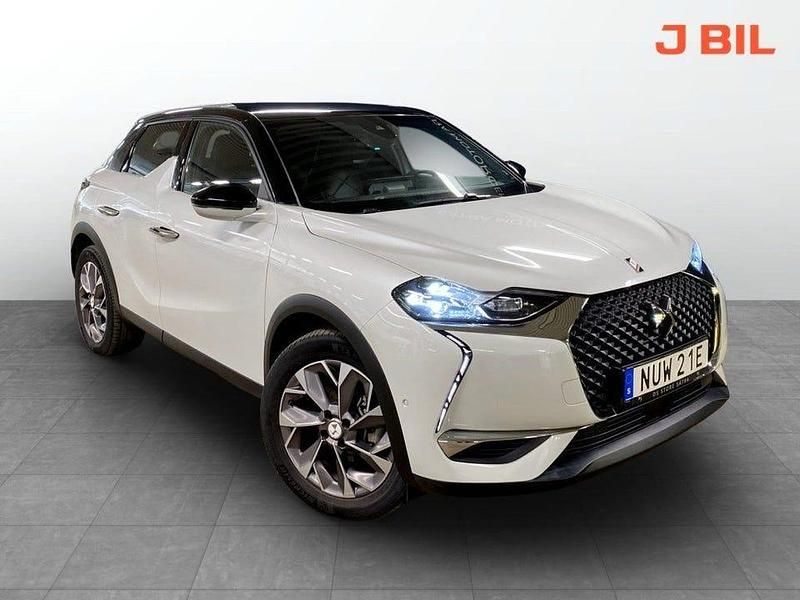Vit Begagnad 2021 DS Automobiles DS3 Crossback E-Tense SUV | 214 900 kr (Marknadspris) - Bild 1/4