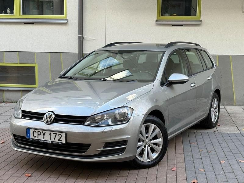Silver Begagnad 2014 VW Golf VII Kombi | 79 900 kr (Marknadspris) - Bild 1/4