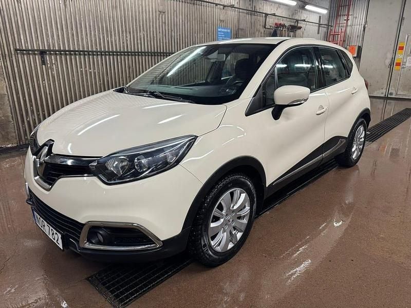 Begagnad 2014 Renault Captur SUV | 84 900 kr (Marknadspris) - Bild 1/4
