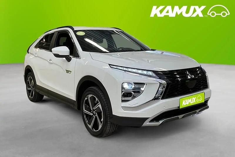 Vit Begagnad 2023 Mitsubishi Eclipse Edition SUV | 259 800 kr - Bild 1/4