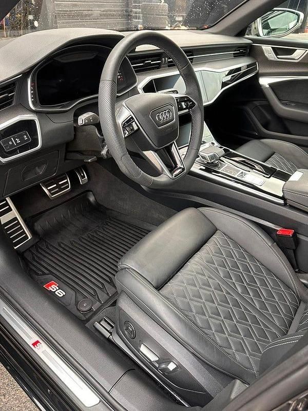 Begagnad Audi S6 344 HK (253 kW) 2024 Svart Kombi