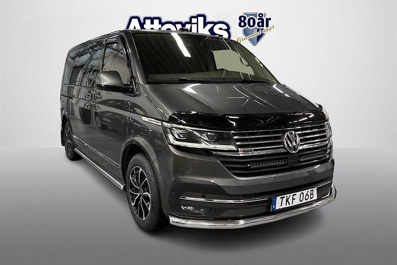 Grå Begagnad 2021 VW Multivan Highline Van | 599 900 kr - Bild 1/4