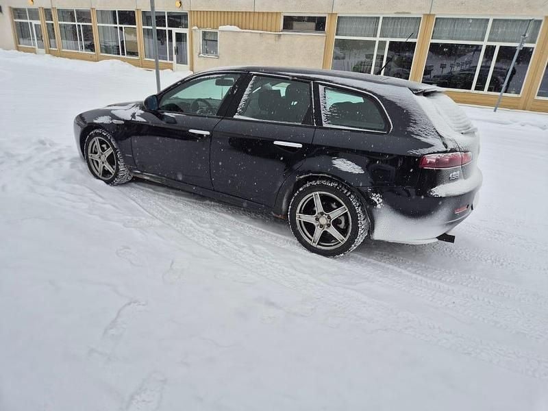 Begagnad Alfa Romeo 159 150 HK (110 kW) 2006 Kombi