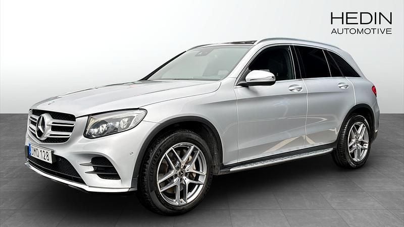 Silver Begagnad 2018 Mercedes GLC250 AMG SUV | 309 900 kr (Marknadspris) - Bild 1/4