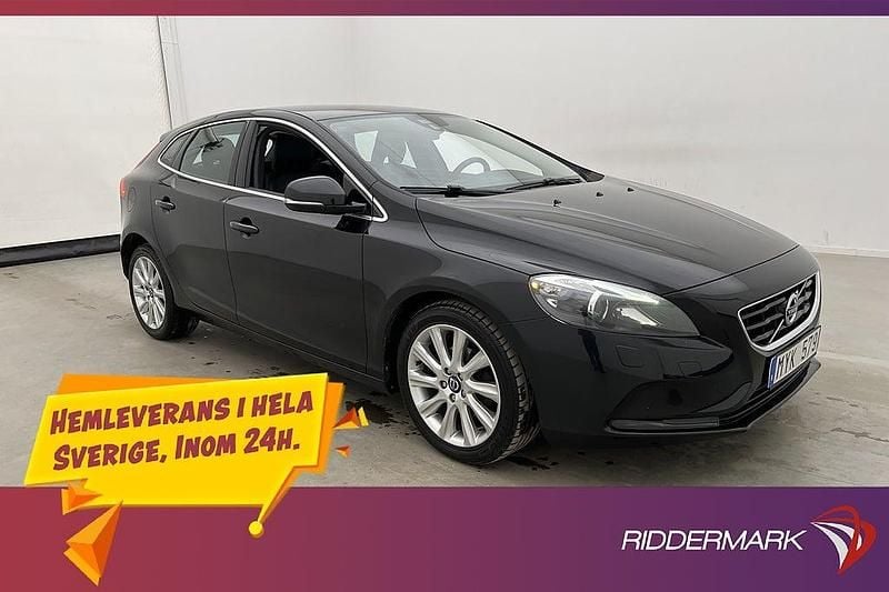 Svart Begagnad 2012 Volvo V40 Summum Halvkombi | 119 800 kr (Marknadspris) - Bild 1/3