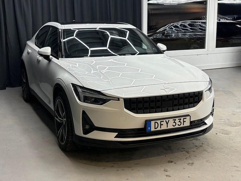Begagnad Polestar 2 Long Range Dual motor 300 kW (408 HK) 2022 Vit Halvkombi