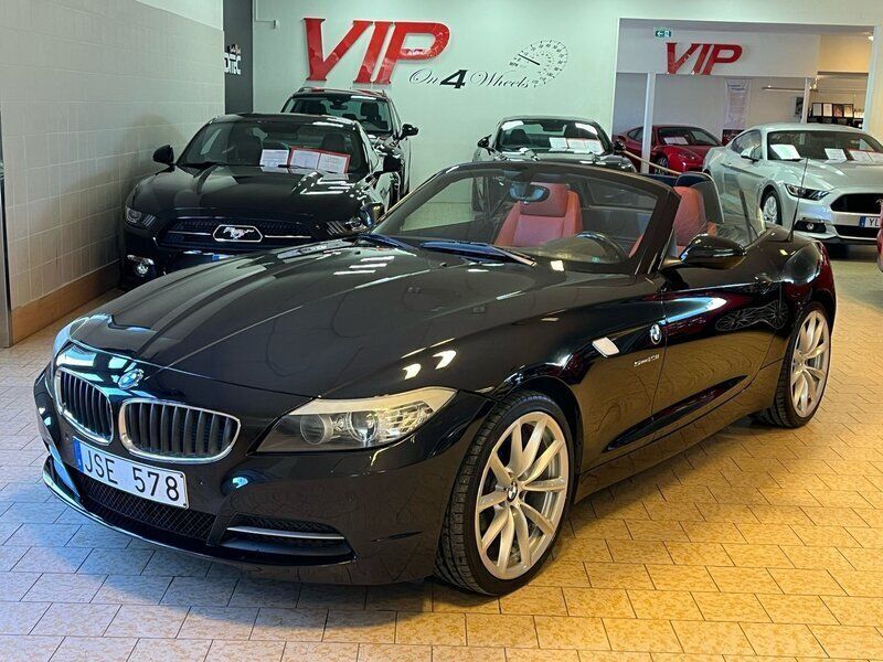 Svart Begagnad 2009 BMW Z4 Cab | 229 800 kr (Marknadspris) - Bild 1/4
