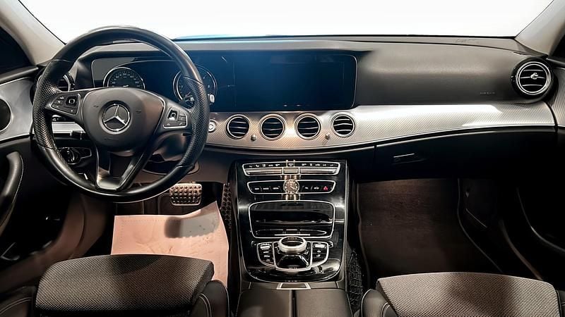 Begagnad Mercedes E220 194 HK (142 kW) 2018 Vit (white) Kombi