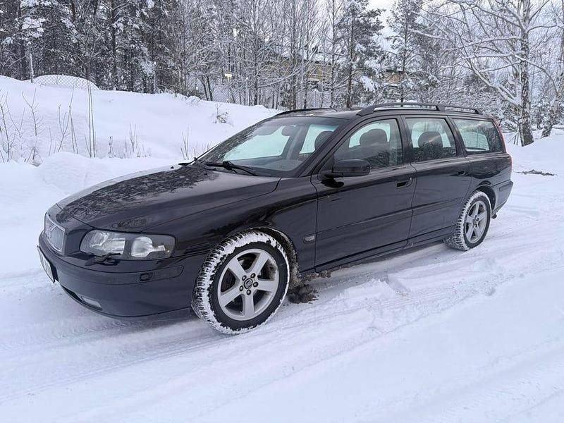 Begagnad 2004 Volvo V70 Business Edition Kombi | 25 000 kr (Bra pris) - Bild 1/4