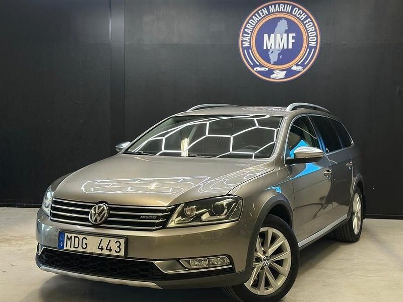 Brun Begagnad 2013 VW Passat Kombi | 114 800 kr (Dyr) - Bild 1/4