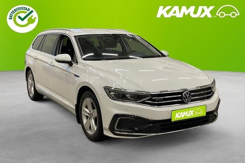 Vit Begagnad 2021 VW Passat Executive Kombi | 219 700 kr (Bra pris) - Bild 1/4