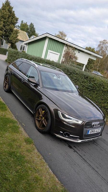 Brun Begagnad 2014 Audi A6 Allroad Kombi | 185 000 kr (Lite dyr) - Bild 1/4
