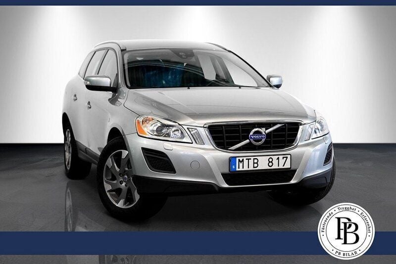 Silver Begagnad 2012 Volvo XC60 Momentum SUV | 109 900 kr (Marknadspris) - Bild 1/3