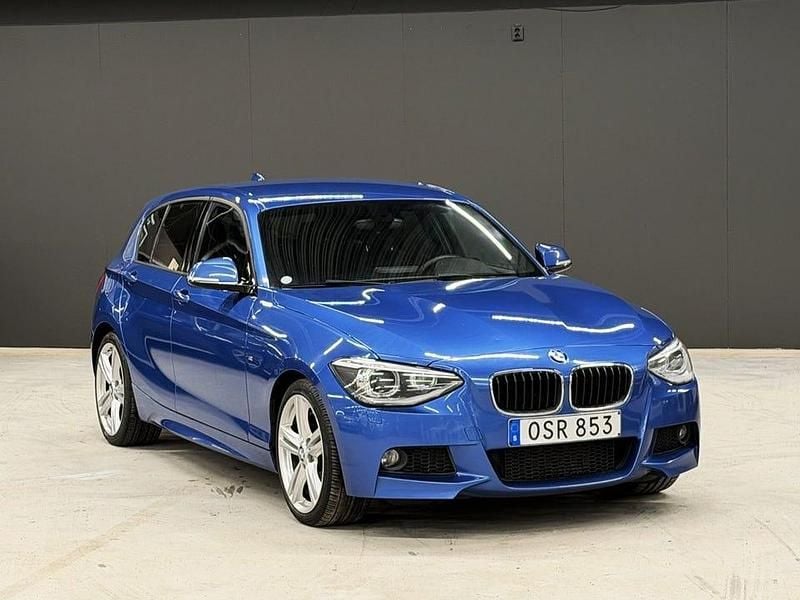 Begagnad BMW 116 M Sport 136 HK (100 kW) 2015 Blå metallic Halvkombi