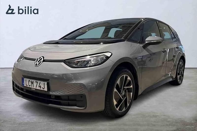 Grå Begagnad 2023 VW ID.3 Pro Performance Halvkombi | 269 000 kr (Marknadspris) - Bild 1/1