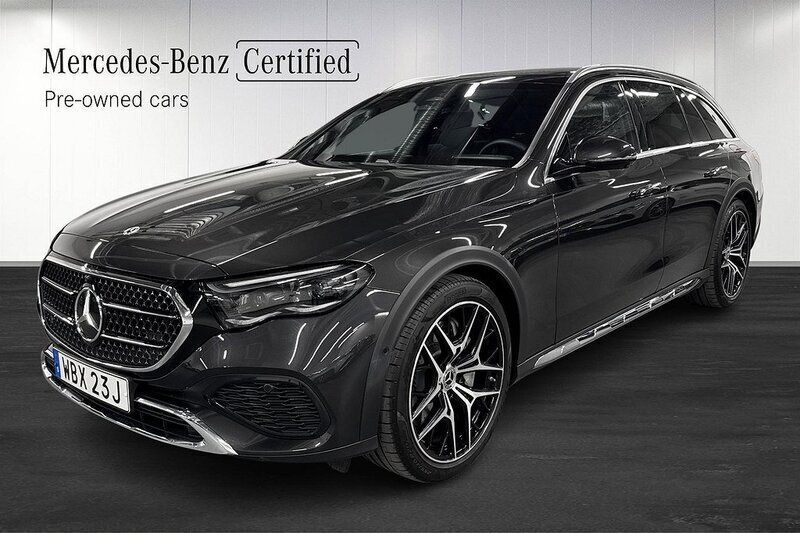 Grå Begagnad 2024 Mercedes E300 Premium Kombi | 784 895 kr (Lite dyr) - Bild 1/4