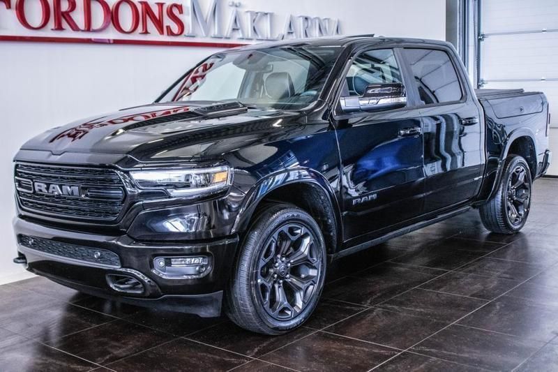 Sald Dodge Ram Limited Rambox Blac Begagnad 0 Mil I Sollentuna