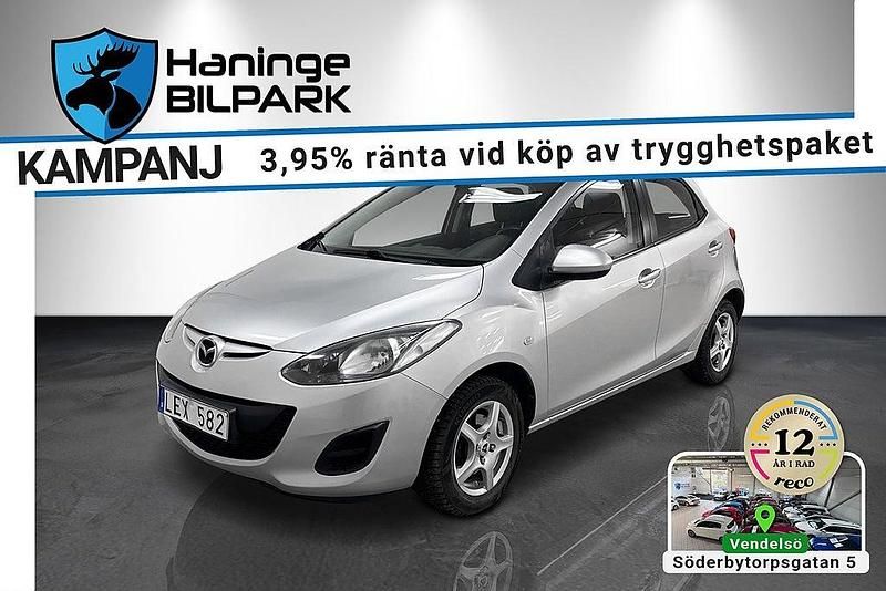 Grå Begagnad 2010 Mazda 2 Halvkombi | 49 995 kr (Marknadspris) - Bild 1/2