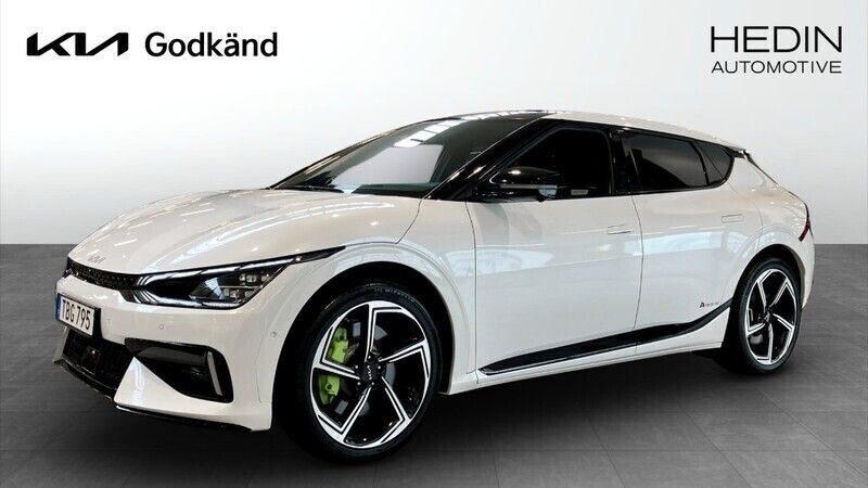 Vit (white) Begagnad 2023 Kia EV6 SUV | 559 900 kr (Lite dyr) - Bild 1/4