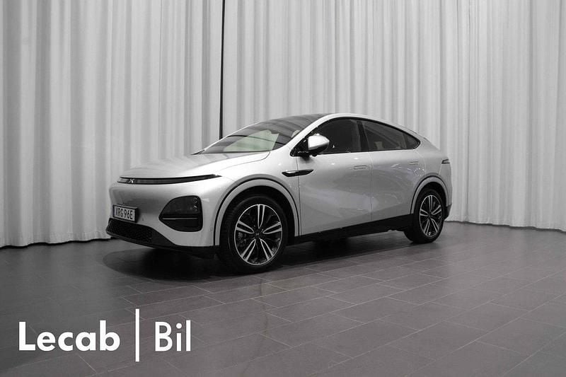 Silver (vit) Begagnad 2024 XPENG G6 SUV | 519 900 kr (Bra pris) - Bild 1/4