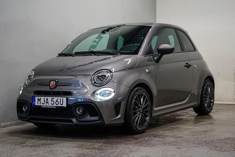 Begagnad Abarth 595 165 HK (121 kW) 2024 Grå Halvkombi