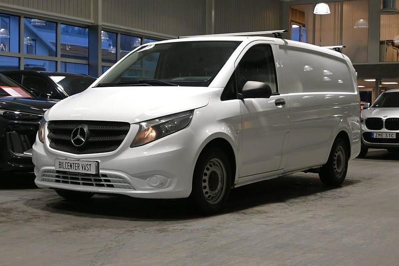 Vit Begagnad 2015 Mercedes Vito Van | 129 000 kr (Marknadspris) - Bild 1/4