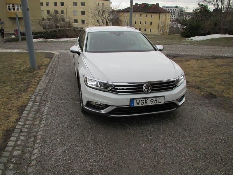 Begagnad VW Passat Alltrack 190 HK (139 kW) 2019 Kombi