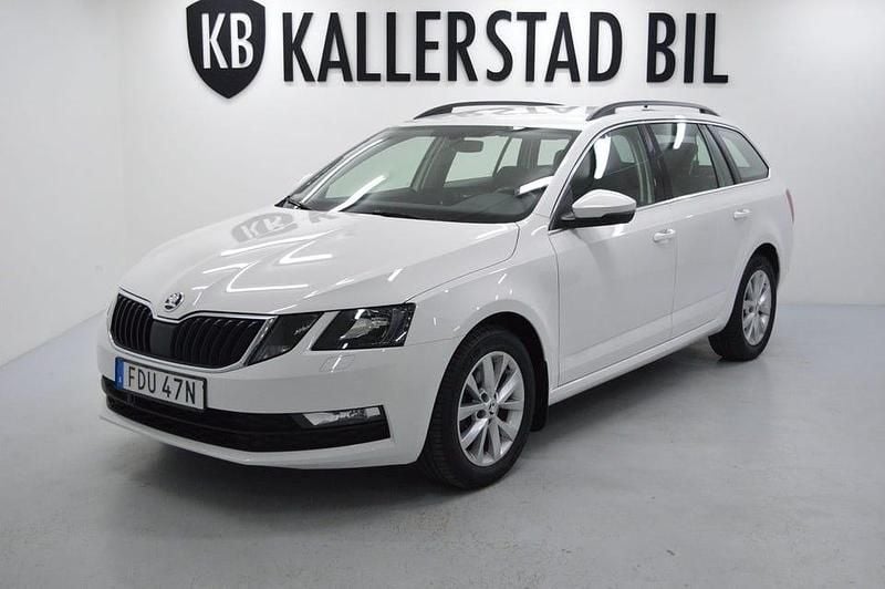 Vit Begagnad 2019 Skoda Octavia G-TEC Kombi | 169 900 kr (Marknadspris) - Bild 1/4