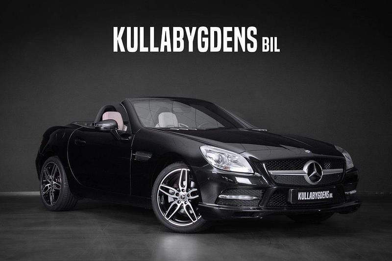 Svart Begagnad 2012 Mercedes SLK200 AMG Cab | 239 000 kr (Dyr) - Bild 1/4