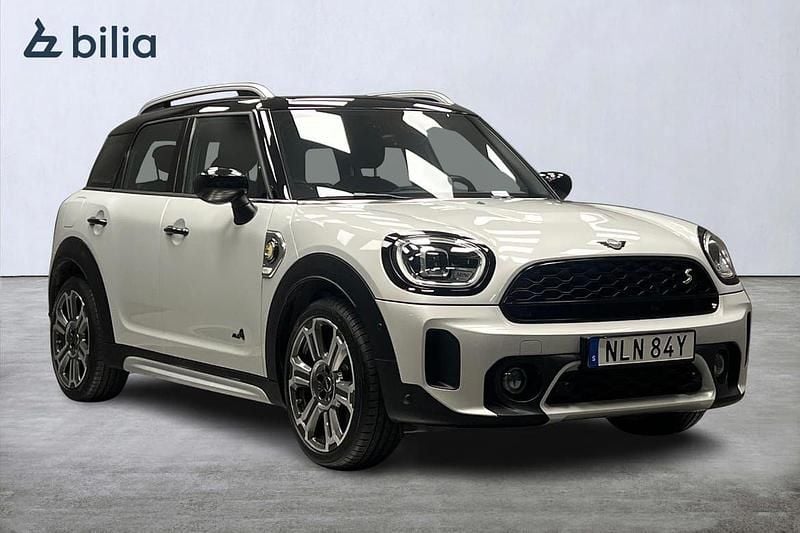 Silver Begagnad 2022 Mini Cooper Countryman SUV | 309 000 kr (Marknadspris) - Bild 1/4