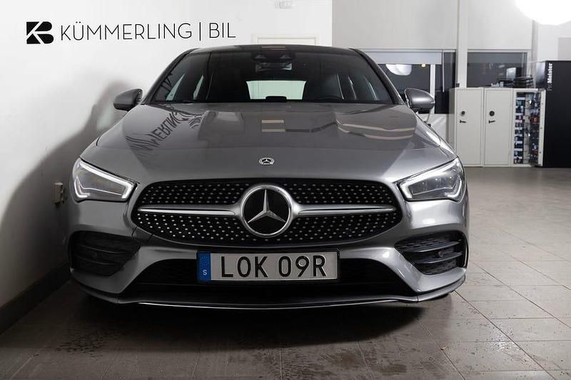 Begagnad Mercedes CLA180 Shooting Brake AMG Line Premium Plus 137 HK (100 kW) 2021 Mörkgrå Kombi