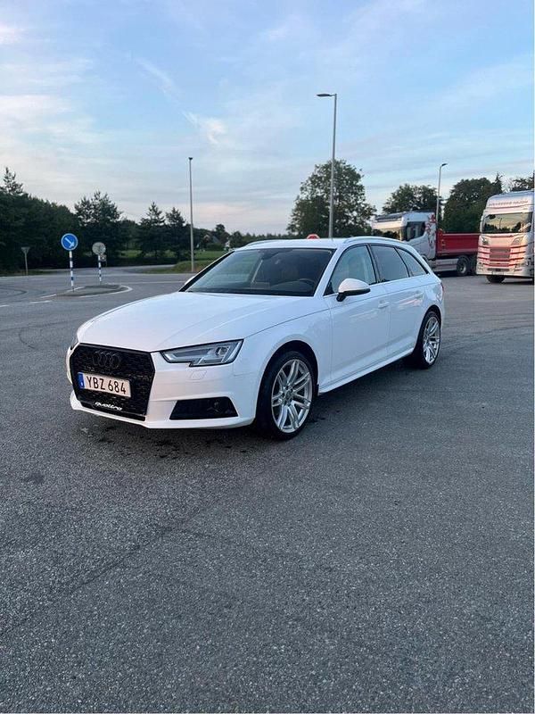 Vit Begagnad 2016 Audi A4 Kombi | 150 000 kr (Marknadspris) - Bild 1/4