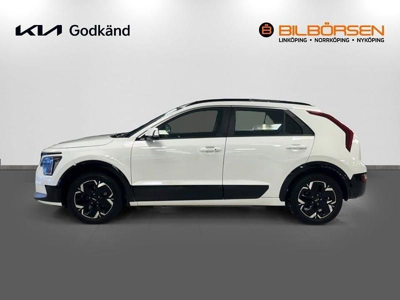 Begagnad Kia e-Niro 150 kW (204 HK) 2022 Vit SUV