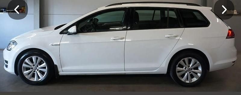 Vit Begagnad 2017 VW Golf VII Kombi | 125 000 kr (Bra pris) - Bild 1/4
