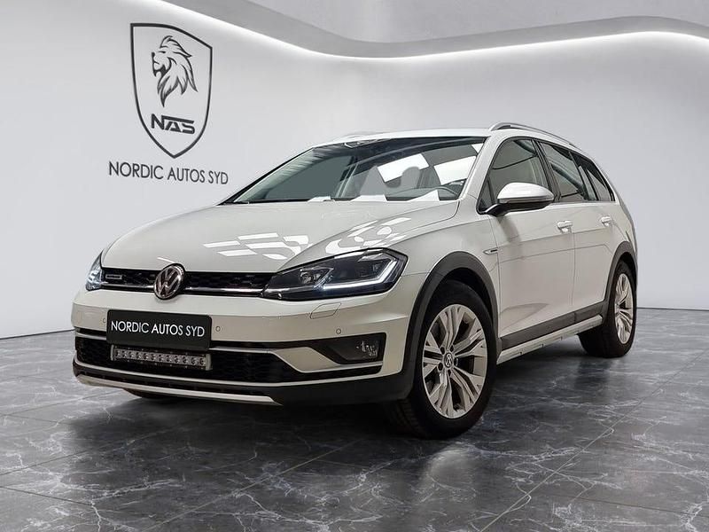 Vit Begagnad 2019 VW Golf Alltrack Kombi | 169 900 kr (Marknadspris) - Bild 1/4