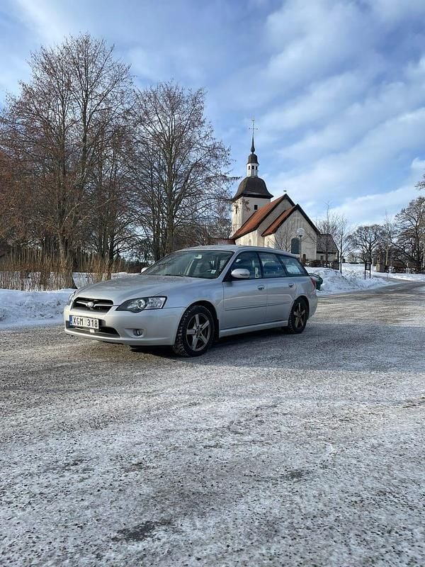 Begagnad Subaru Legacy 165 HK (121 kW) 2006 Kombi