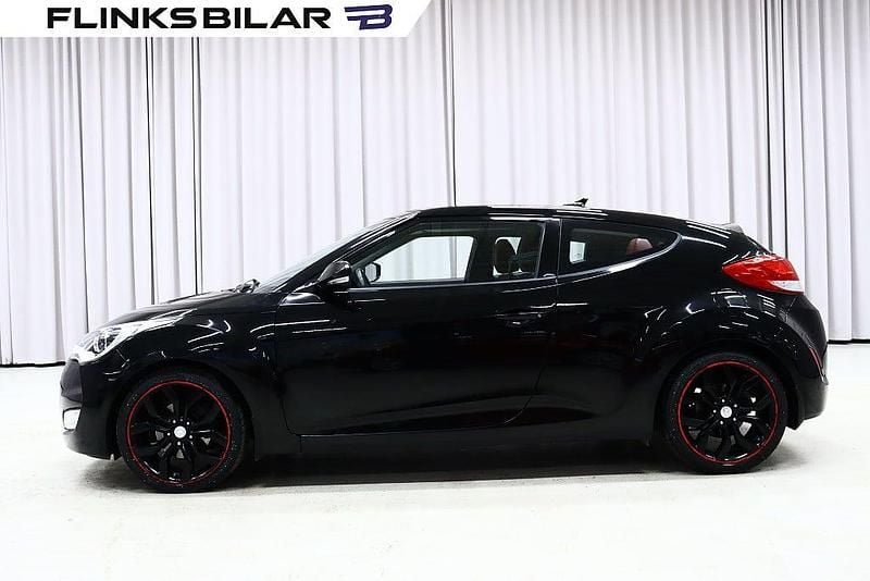 Begagnad Hyundai Veloster 140 HK (102 kW) 2011 Svart Halvkombi