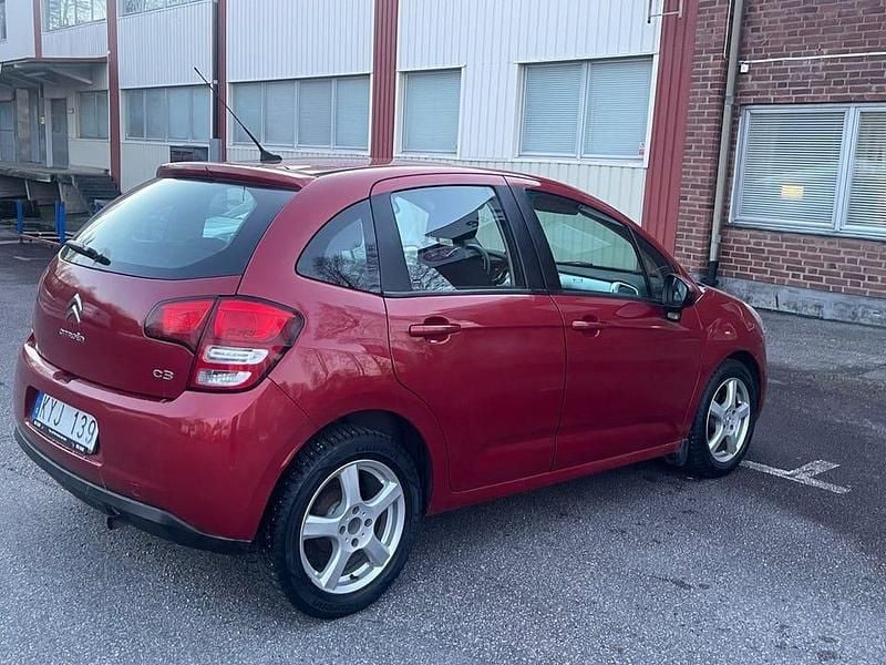 Begagnad Citroën C3 73 HK (53 kW) 2010 Röd