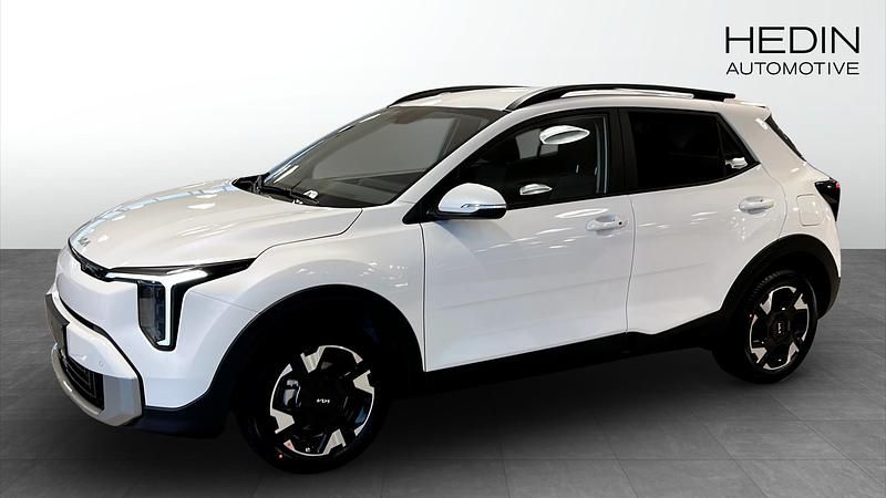 Vit Ny 2026 Kia Stonic SUV | 293 379 kr (Dyr) - Bild 1/4