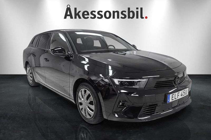 Svart Begagnad 2024 Opel Astra Kombi | 269 000 kr (Marknadspris) - Bild 1/4