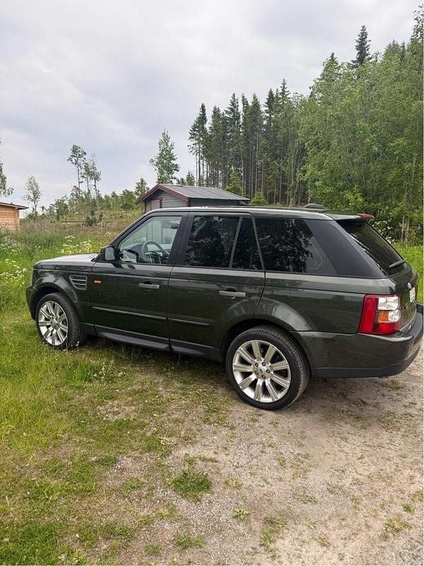 Grön Begagnad 2008 Land Rover Range Rover Sport SUV | 130 000 kr (Bra pris) - Bild 1/4