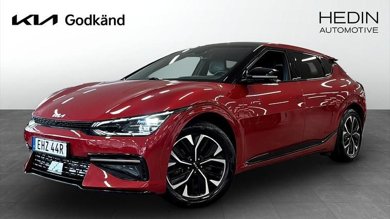 Röd (red) Begagnad 2022 Kia EV6 4 SUV | 429 900 kr - Bild 1/4