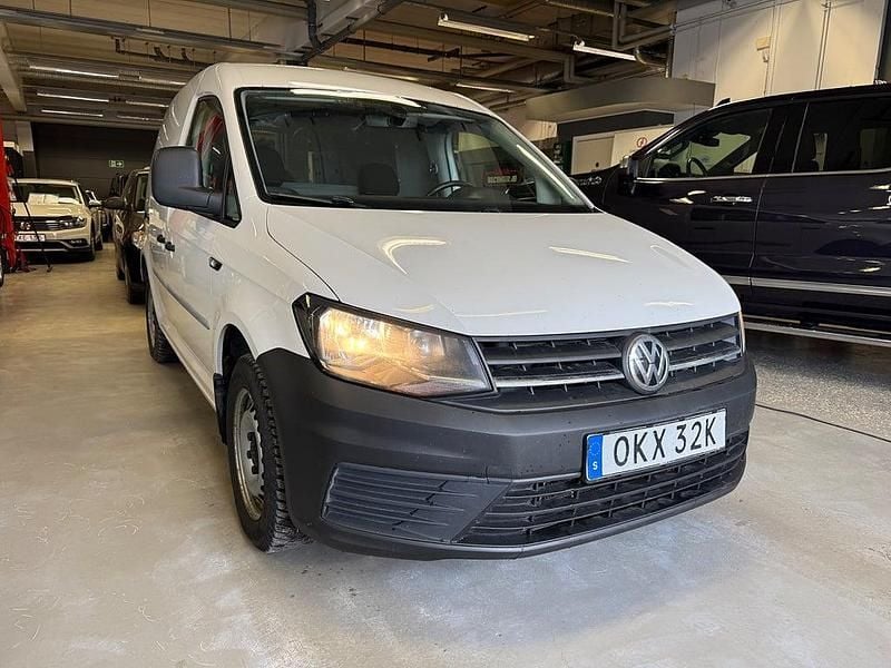 Begagnad VW Caddy 102 HK (75 kW) 2019 Vit Minibuss
